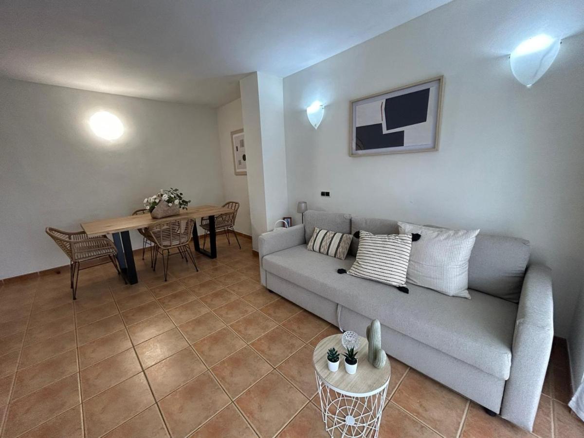 Apartamentos Los Tulipanes Salou Exterior foto